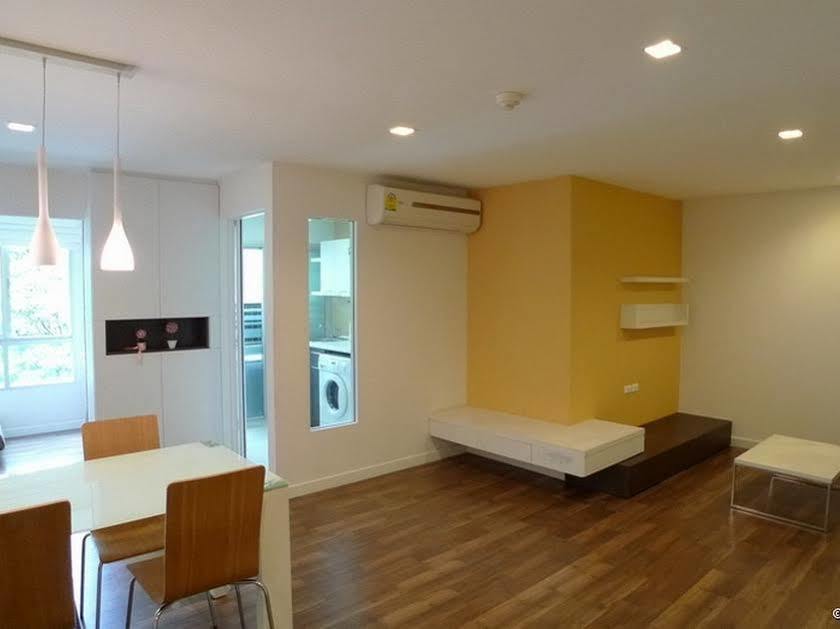The Room @Sukhumvit79 Bangkok Exterior foto